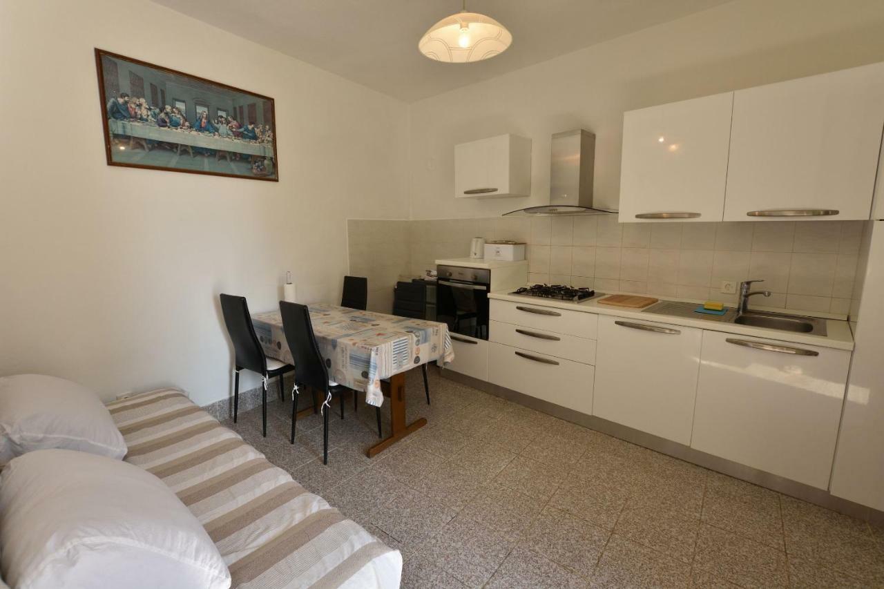 Apartment Milka Primošten Exterior foto