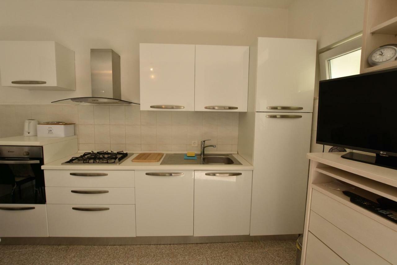 Apartment Milka Primošten Exterior foto